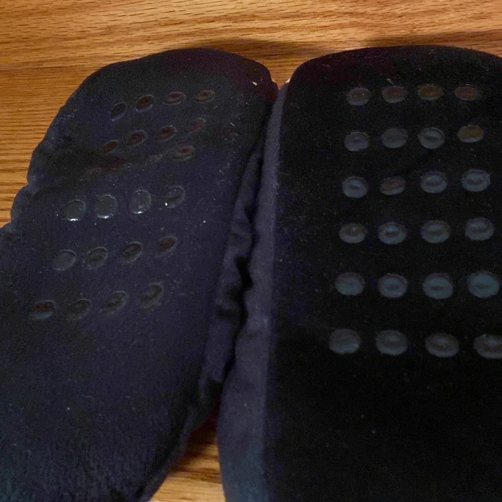 Harry Potter Slippers - Picture 2 of 4